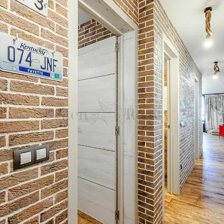 The Americas * プラヤ・デ・ラス・アメリカス